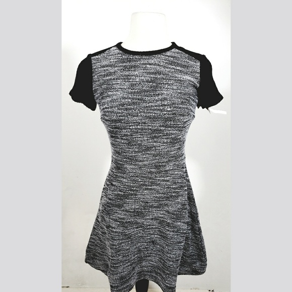 Loft Short Sleeve Fit & Flare Mini Dress sz 0P - Picture 1 of 4